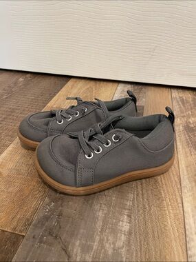 Kids Grey Canvas Lace-Up Shoes with Brown Sole chubby feet shoes!!! Size 8